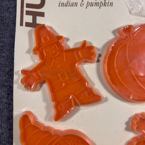 4 Autumn Cookie‎ Cutters Thanksgiving Cornucopia Halloween Hutzer VTG in Package - Picture 6 of 14